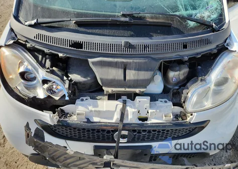 2013 Smart Fortwo Pure z USA, uszkodzony, nr VIN WMEEJ3BA6DK623631